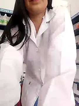 Megan jennerr online show from 01/28/25, 07:53