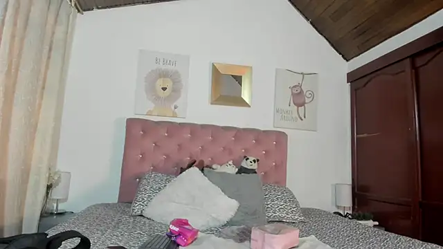 CelessteRedds online show from 01/08/26, 11:34