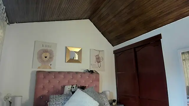 CelessteRedds online show from 02/17/26, 12:01