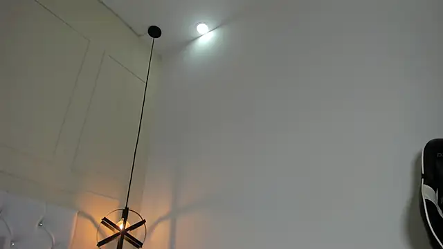 Snapshot of Slut_Milf_ chatting on 12/21/24, 08:50 Slut Milf  online show from 12/21/24, 08:50