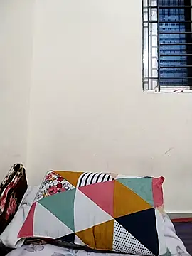 Snapshot of Cool__girl chatting on 02/27/25, 05:15 Cool girl online show from 02/27/25, 05:15