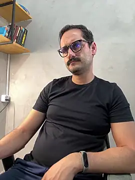 Snapshot of Superdad chatting on 02/02/26, 05:00 Superdad online show from 02/02/26, 05:00