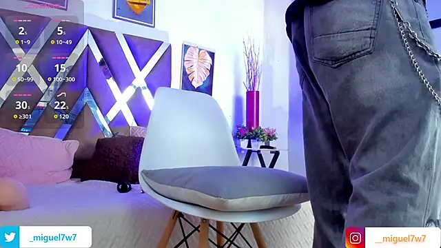  miguel0 online show from 11/04/25, 02:05