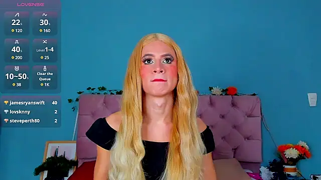 Snapshot of Ladanny_ chatting on 12/20/24, 01:43 Ladanny online show from 12/20/24, 01:43