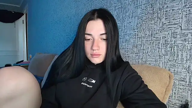 Liana diva online show from 04/08/26, 01:22