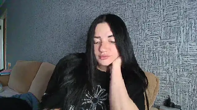 Liana diva online show from 04/12/26, 01:27