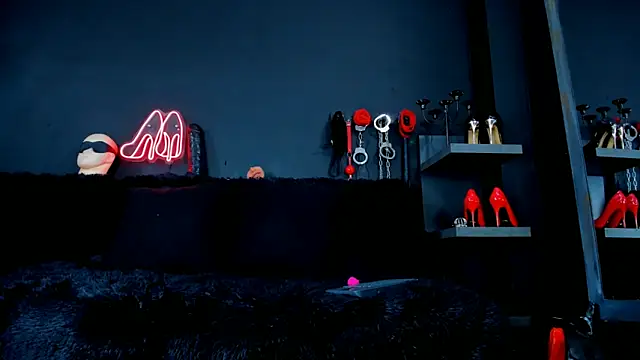 DelaneyStone online show from 09/19/25, 03:56