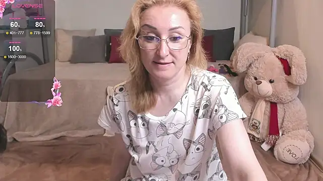 Snapshot of MadissonKiss chatting on 06/05/26, 11:54 MadissonKiss online show from 06/05/26, 11:54