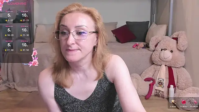 Snapshot of MadissonKiss chatting on 06/07/26, 11:41 MadissonKiss online show from 06/07/26, 11:41