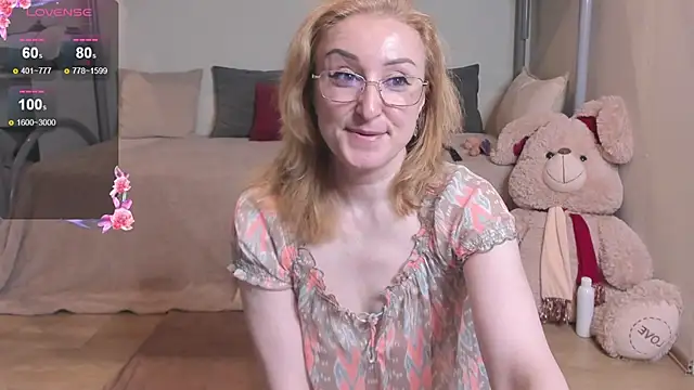Snapshot of MadissonKiss chatting on 06/12/26, 11:14 MadissonKiss online show from 06/12/26, 11:14