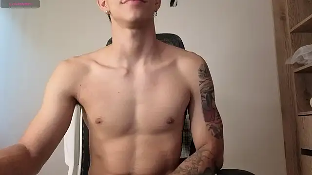 Cristopher23  online show from 10/03/25, 12:57