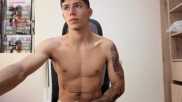 Cristopher23  online show from 10/08/25, 03:09