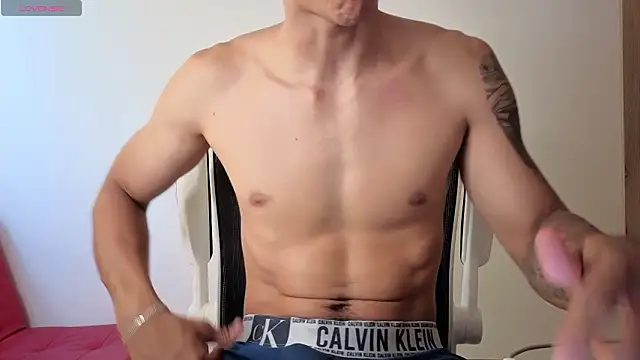 Cristopher23  online show from 02/20/26, 08:09