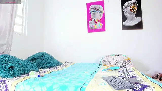 Lilybaudinx96 online show from 10/10/25, 03:22