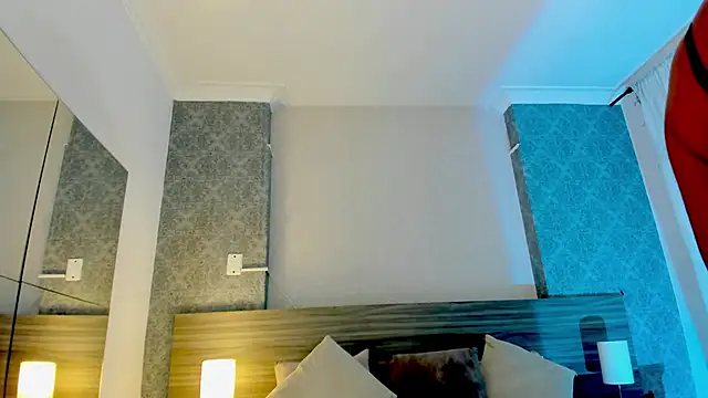 Mistyca online show from 10/10/25, 11:53