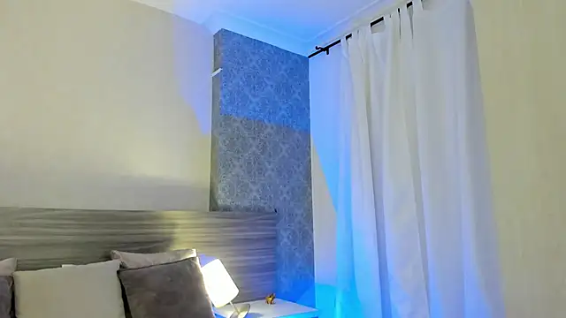 Mistyca online show from 04/18/26, 11:03