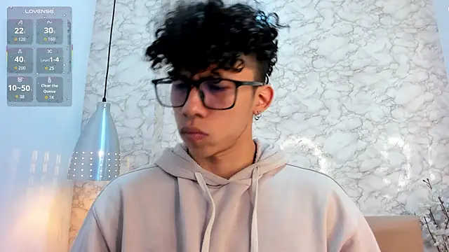 Snapshot of AkazaBoy_ chatting on 09/11/25, 07:58 AkazaBoy  online show from 09/11/25, 07:58