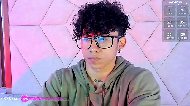 Snapshot of AkazaBoy_ chatting on 09/23/25, 04:15 AkazaBoy  online show from 09/23/25, 04:15