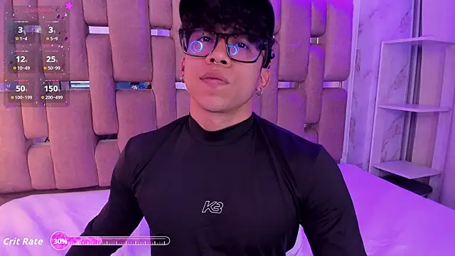 Snapshot of AkazaBoy_ chatting on 10/08/25, 08:06 AkazaBoy  online show from 10/08/25, 08:06