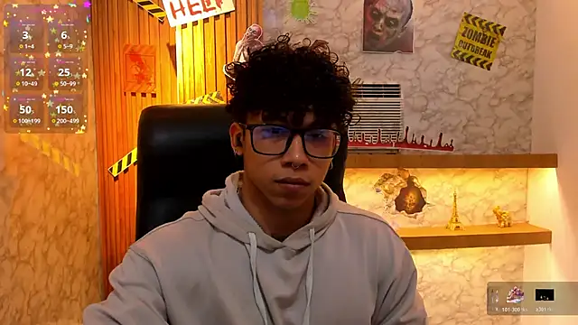 Snapshot of AkazaBoy_ chatting on 10/22/25, 04:13 AkazaBoy  online show from 10/22/25, 04:13