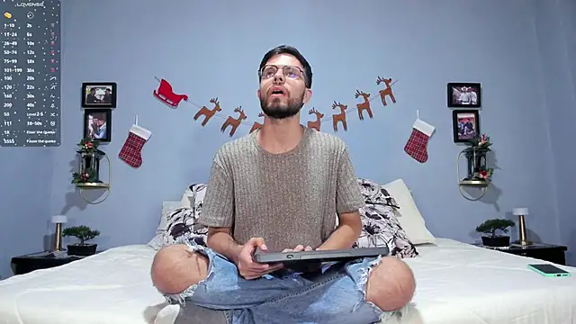 ETHAN ADAM online show from 12/06/24, 02:13