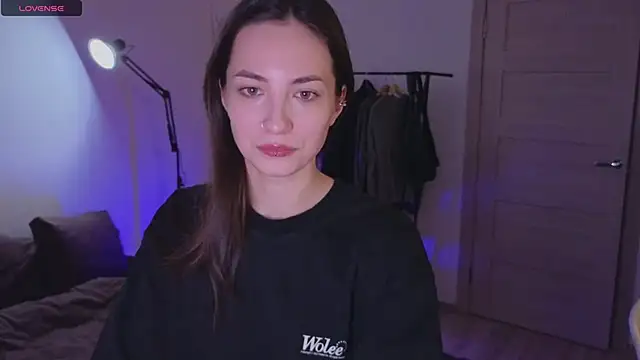 Space X Roxy  online show from 12/09/24, 03:44