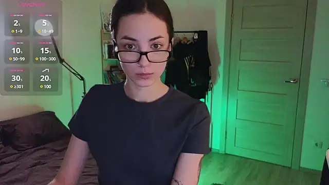 Space X Roxy  online show from 01/18/25, 04:53