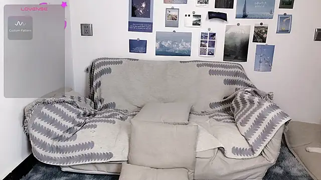 LiLiYbaby online show from 12/14/24, 06:20