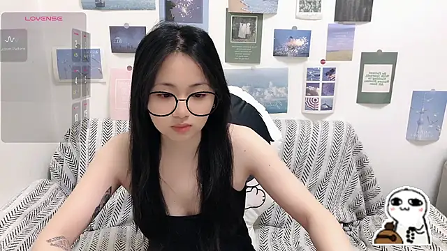 LiLiYbaby online show from 04/13/26, 06:41