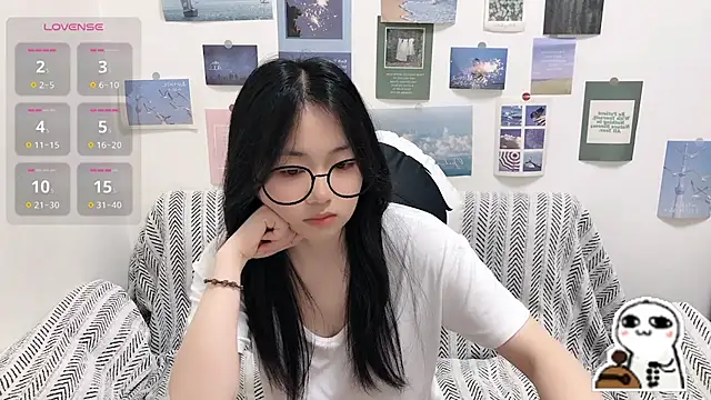 Snapshot of LiLiYbaby chatting on 06/09/26, 06:58 LiLiYbaby online show from 06/09/26, 06:58