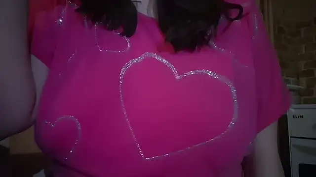 AalinnaK online show from 12/16/25, 06:24