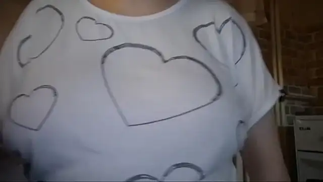 AalinnaK online show from 01/10/26, 12:01