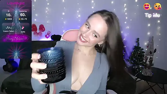 Emillias online show from 12/31/24, 10:12