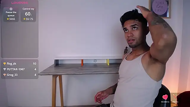 Snapshot of floriamANDjazmin chatting on 01/16/25, 08:03 floriamANDjazmin online show from 01/16/25, 08:03