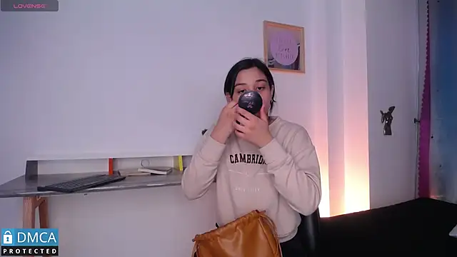 Snapshot of floriamANDjazmin chatting on 02/12/25, 03:07 floriamANDjazmin online show from 02/12/25, 03:07