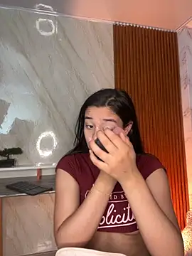 Snapshot of floriamANDjazmin chatting on 09/10/25, 03:28 floriamANDjazmin online show from 09/10/25, 03:28