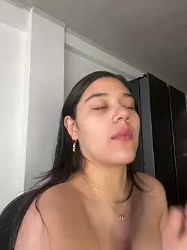 floriamANDjazmin online show from 03/30/26, 08:10