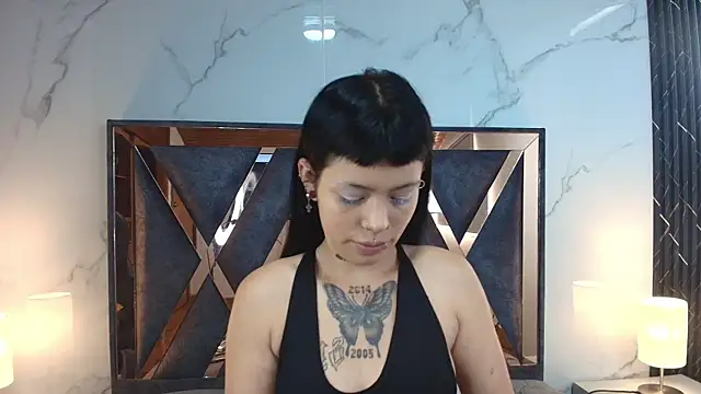 AuroraDiaz online show from 05/15/26, 11:50