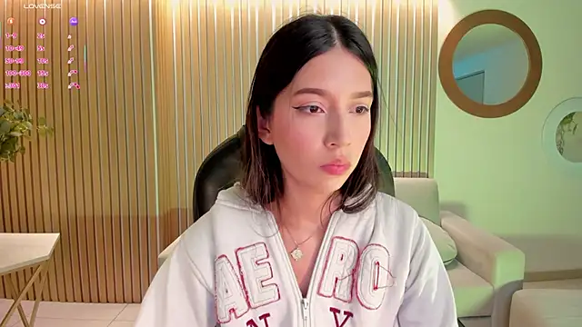 TaraLawrence online show from 04/06/26, 05:08