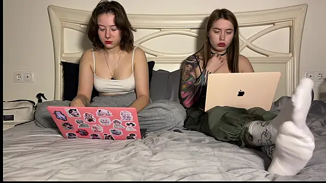 misswishh  online show from 02/14/25, 04:31