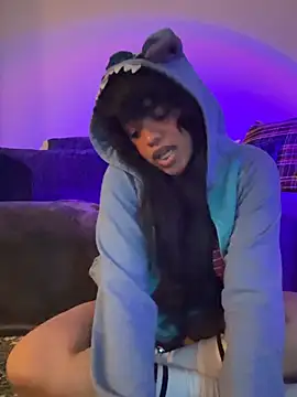 Snapshot of afavoredangel chatting on 02/04/26, 02:28 afavoredangel online show from 02/04/26, 02:28