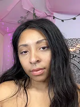 Snapshot of BaileyBaird chatting on 01/07/25, 07:06 BaileyBaird online show from 01/07/25, 07:06