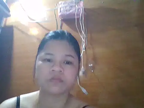 Mimi18x online show from 05/15/26, 01:56