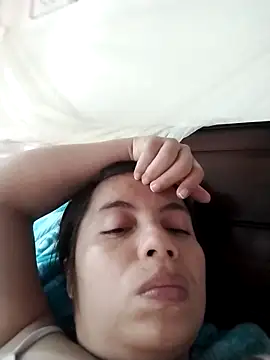 lisseth online show from 12/19/24, 07:18