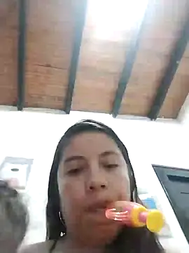 lisseth online show from 02/09/25, 03:32