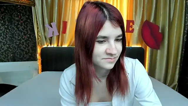  Polly Love  online show from 02/18/25, 01:11