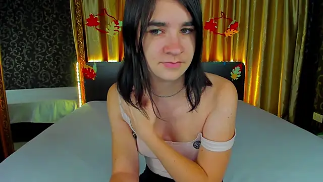  Polly Love  online show from 10/29/25, 07:10