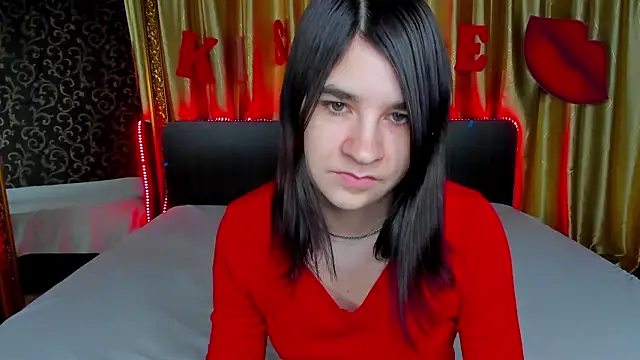  Polly Love  online show from 03/04/26, 07:03