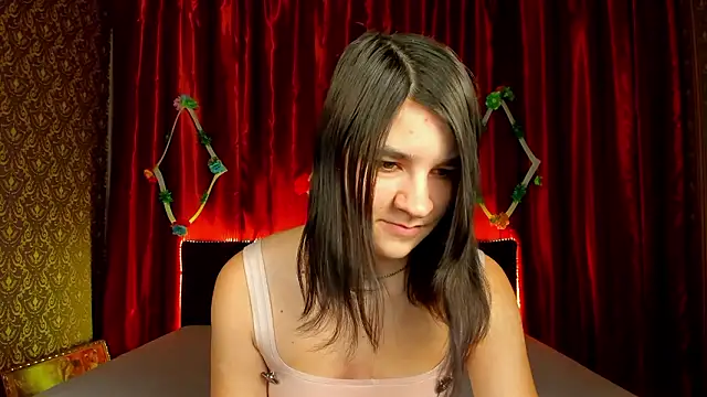  Polly Love  online show from 03/10/26, 07:13