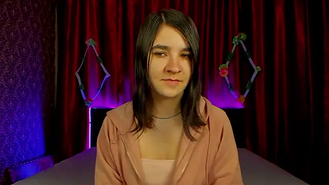  Polly Love  online show from 03/17/26, 07:23